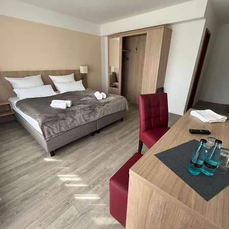 Schroeders Gaestehaus * Langstedt