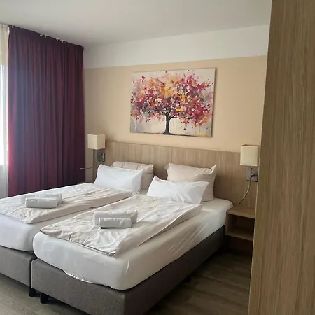 Schroeders Gaestehaus Hotel *